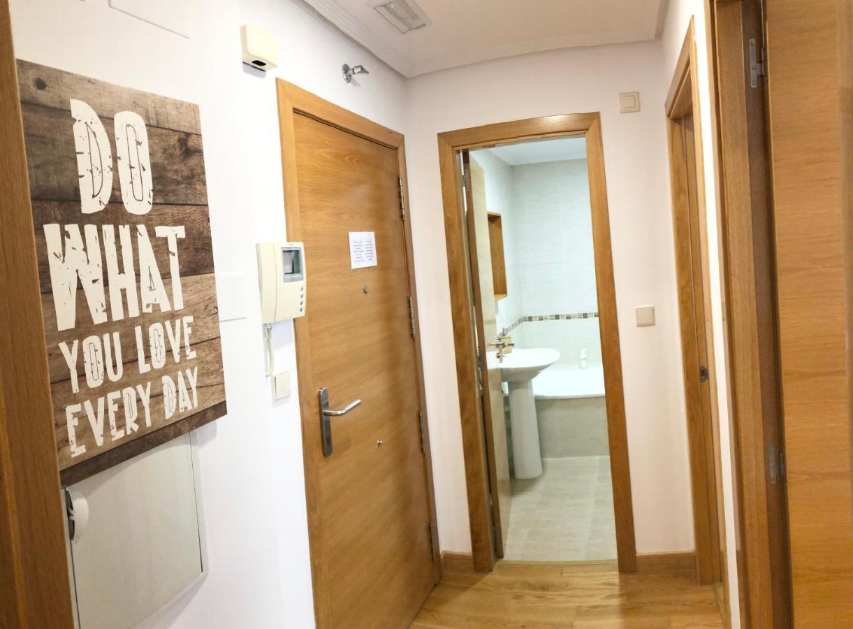 Ferienwohnung Apartamento 2 Centrico Garaje Wi-Fi Para Trabajar Castro Urdiales Exterior foto
