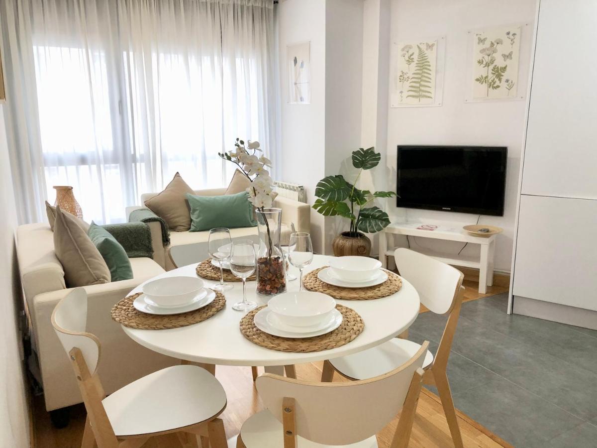 Ferienwohnung Apartamento 2 Centrico Garaje Wi-Fi Para Trabajar Castro Urdiales Exterior foto