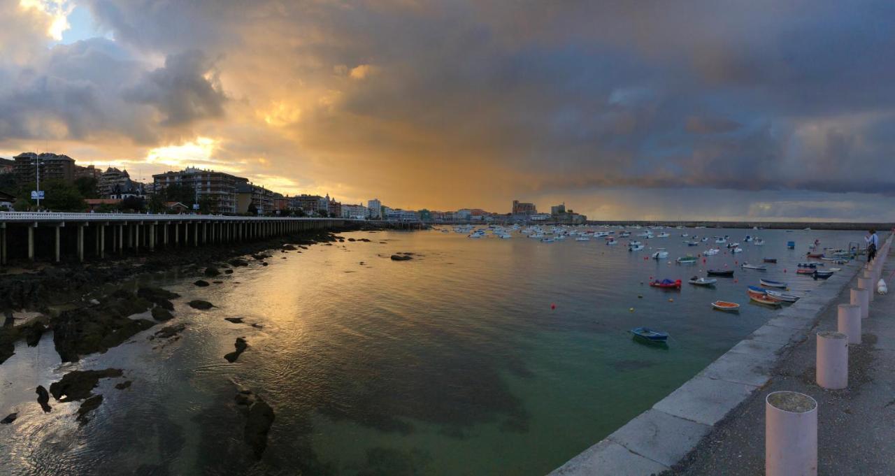 Ferienwohnung Apartamento 2 Centrico Garaje Wi-Fi Para Trabajar Castro Urdiales Exterior foto